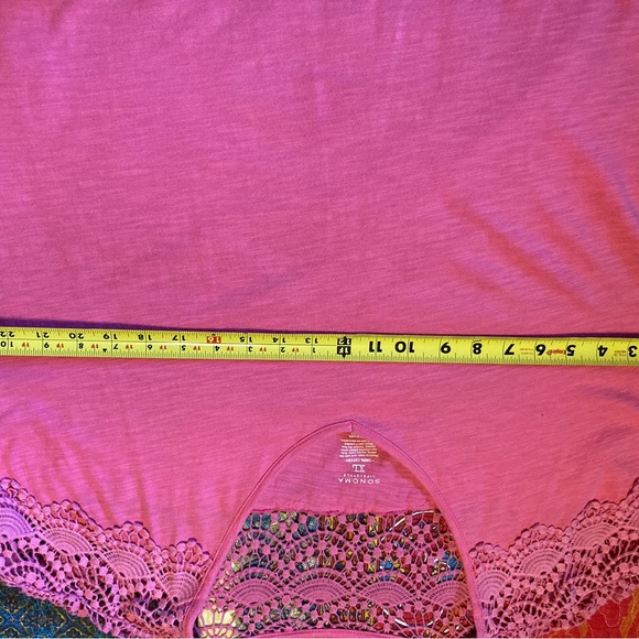 Two cap sleeve v neck shirts - Picture 9 of 13